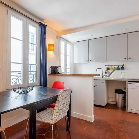 Spacious Duplex Minutes From The Eiffel Tower Appartement Paris